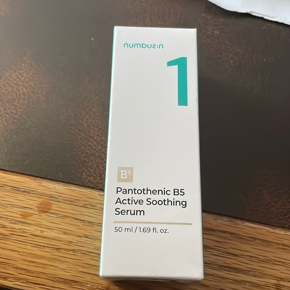 Numbuzin 1 Pantothenic, B5, active soothing serum